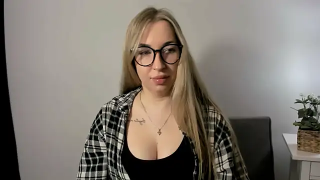 AriaDesire online show from March 2026 07:36:02 AM