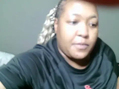 Missmoox24 online show from November 2025 04:29:01 PM