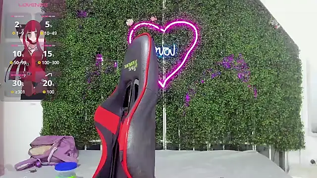 valentina 0  online show from December 2025 09:19:02 PM