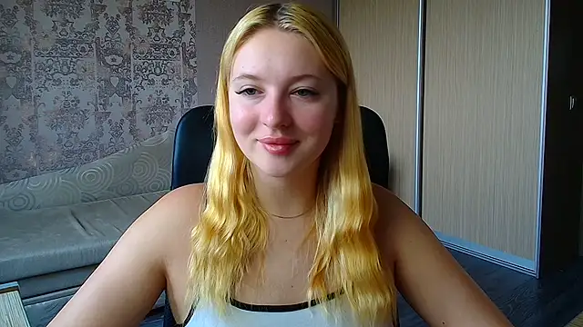 Snapshot of Milka_kiss_ chatting on June 2026 10:15:01 AM Milka kiss online show from June 2026 10:15:01 AM
