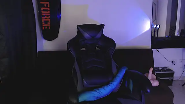 liz-beths online show from October 2025 04:51:02 PM