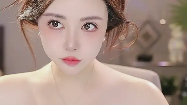 Qiaoqiao  online show from January 2026 03:27:01 PM