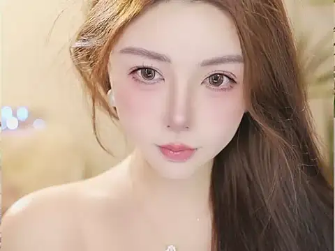Snapshot of Qiaoqiao_ chatting on May 2026 04:02:02 PM Qiaoqiao online show from May 2026 04:02:02 PM
