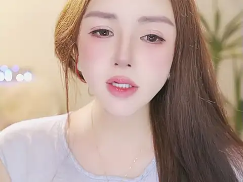 Snapshot of Qiaoqiao_ chatting on June 2026 04:38:01 PM Qiaoqiao online show from June 2026 04:38:01 PM