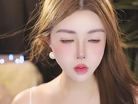Qiaoqiao  online show from July 2026 07:20:02 PM