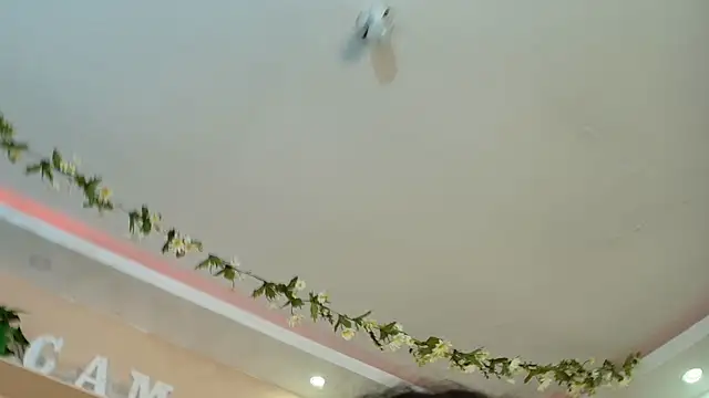 Snapshot of flavia_cruz chatting on December 2025 07:00:01 PM flavia cruz online show from December 2025 07:00:01 PM