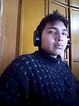 Snapshot of LoganFinds chatting on September 2025 12:53:01 PM LoganFinds online show from September 2025 12:53:01 PM