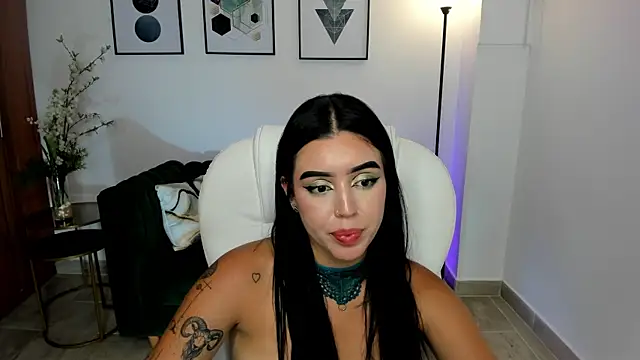 Snapshot of zoee_jackson chatting on January 2025 12:49:01 AM zoee jackson online show from January 2025 12:49:01 AM