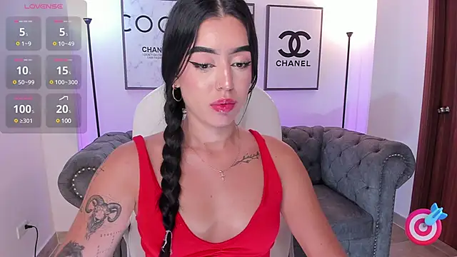 Snapshot of zoee_jackson chatting on February 2025 10:00:02 PM zoee jackson online show from February 2025 10:00:02 PM