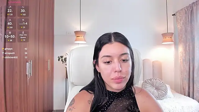 Snapshot of zoee_jackson chatting on March 2025 07:06:02 PM zoee jackson online show from March 2025 07:06:02 PM