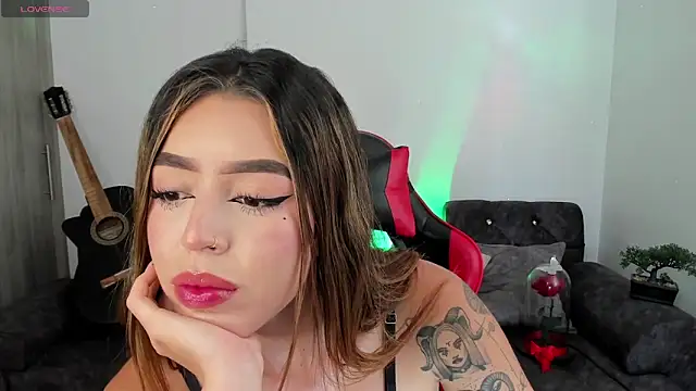 Snapshot of zoee_jackson chatting on September 2025 09:51:01 PM zoee jackson online show from September 2025 09:51:01 PM