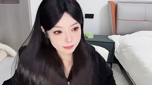 Q-ing online show from December 2024 01:08:01 AM