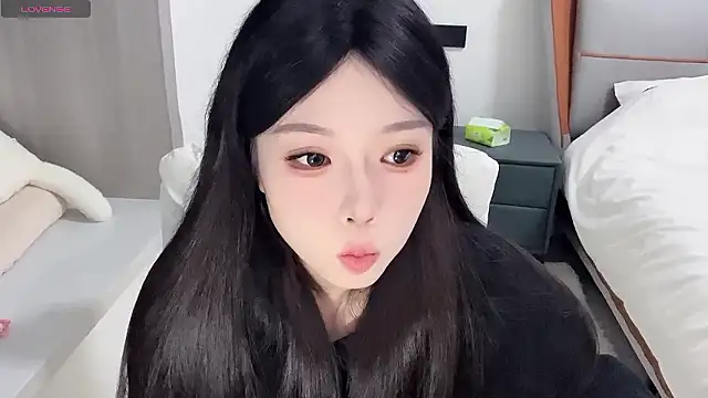 Q-ing online show from December 2024 01:03:01 PM