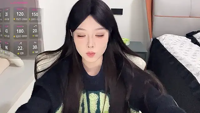 Q-ing online show from December 2024 05:55:02 PM