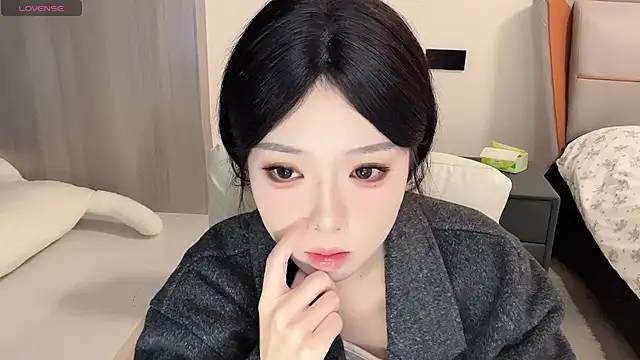 Q-ing online show from December 2024 04:10:01 PM