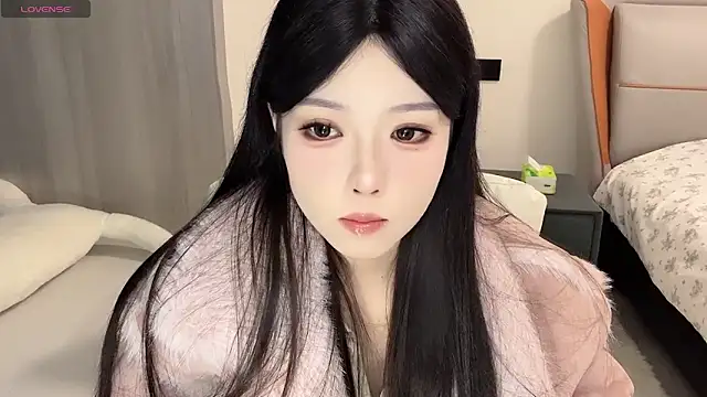 Q-ing online show from December 2024 06:49:01 PM