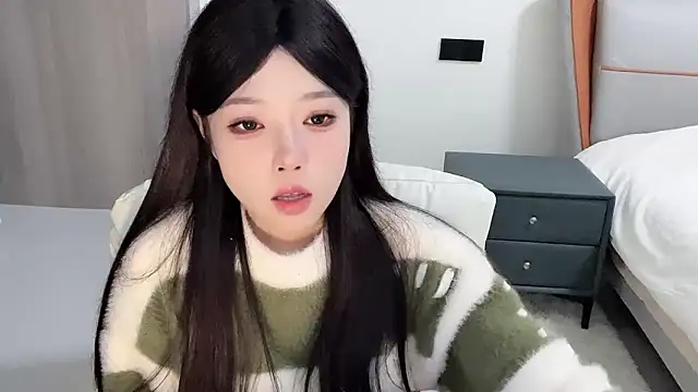 Q-ing online show from January 2025 04:48:01 PM