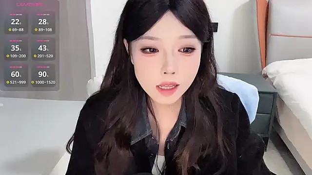 Q-ing online show from January 2025 02:01:01 AM