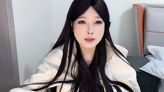 Q-ing online show from January 2025 08:54:01 PM