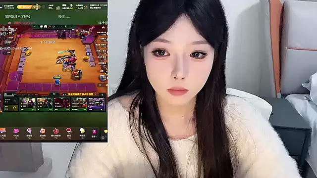 Q-ing online show from January 2025 12:52:02 AM