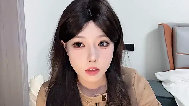 Q-ing online show from February 2025 01:49:02 PM