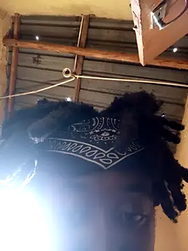 Snapshot of Hentaii001 chatting on March 2025 08:41:02 AM Hentaii001 online show from March 2025 08:41:02 AM