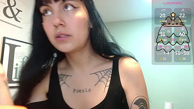 Snapshot of amy_adams1 chatting on December 2024 03:51:02 AM amy adams1 online show from December 2024 03:51:02 AM