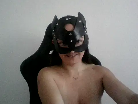 MaxWellas6 online show from June 2026 10:03:01 AM