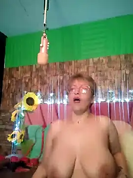 Isabelle Lov18 online show from January 2025 08:00:01 AM