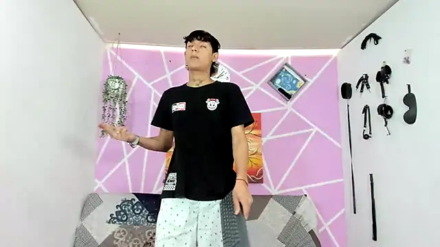 Fresahot2005 online show from February 2025 07:11:01 PM