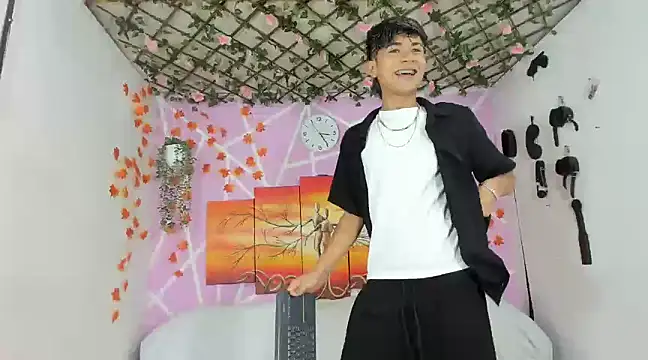 Fresahot2005 online show from March 2025 08:27:01 PM