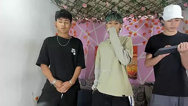 Fresahot2005 online show from November 2025 08:11:02 PM