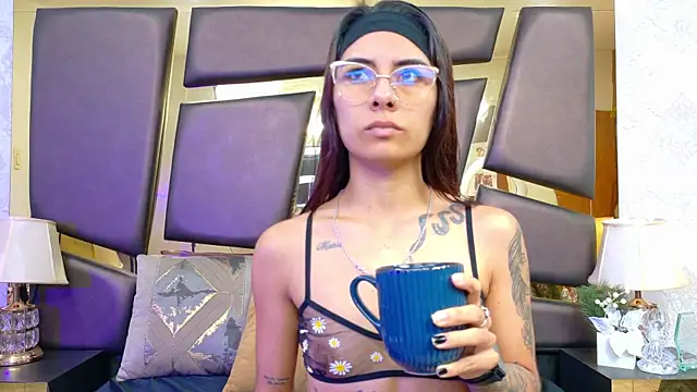 NicoleEsposito online show from January 2026 12:40:01 PM