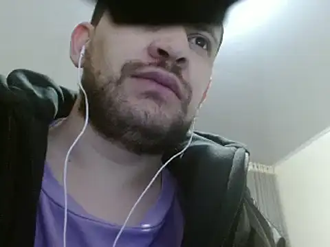 camiloking1720 online show from January 2025 09:58:01 PM