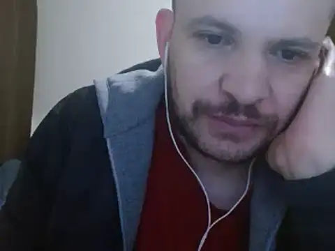 camiloking1720 online show from February 2025 03:00:02 AM