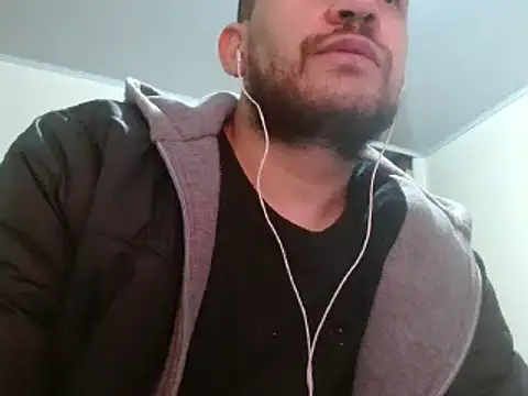 camiloking1720 online show from February 2025 06:48:02 PM