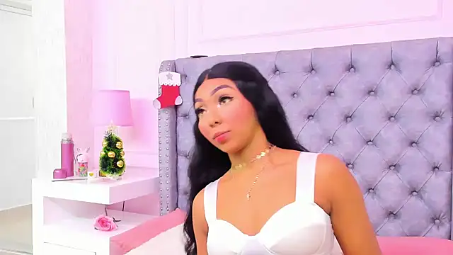 HaileeRoberts online show from November 2025 12:18:01 PM