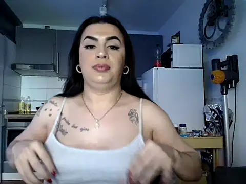 Snapshot of Dulce_hot_23_ chatting on May 2026 02:45:01 PM Dulce hot 23 online show from May 2026 02:45:01 PM