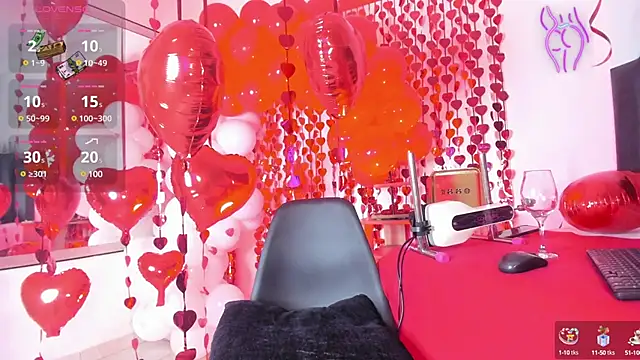 Lia johnsonn online show from February 2025 11:10:02 AM