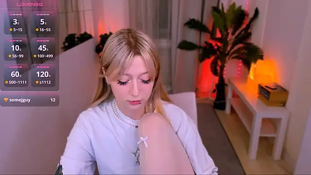 SaintGirl online show from February 2025 06:45:01 PM