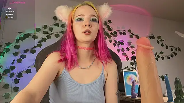 Snapshot of mariel_a_gold chatting on November 2025 05:17:02 AM mariel a gold online show from November 2025 05:17:02 AM