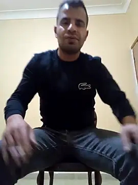 Snapshot of Bisex_activ19 chatting on January 2025 03:50:01 PM Bisex activ19 online show from January 2025 03:50:01 PM