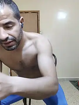 Snapshot of Bisex_activ19 chatting on June 2026 06:11:01 AM Bisex activ19 online show from June 2026 06:11:01 AM