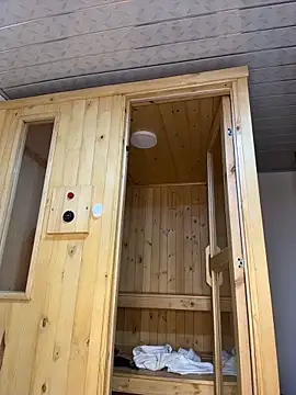 Snapshot of Barbielatinas chatting on December 2025 06:30:02 AM Barbielatinas online show from December 2025 06:30:02 AM