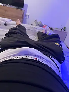 Snapshot of Goosebumps_21 chatting on December 2025 07:29:02 PM Goosebumps 21 online show from December 2025 07:29:02 PM