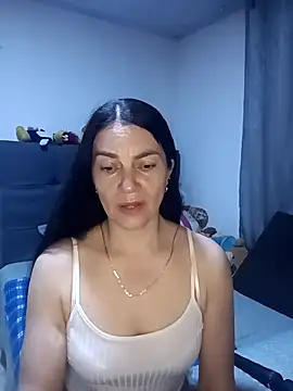 renata hot1 online show from April 2026 12:57:02 AM