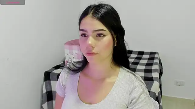 Snapshot of Natasha_su_ chatting on February 2025 01:02:01 AM Natasha su online show from February 2025 01:02:01 AM