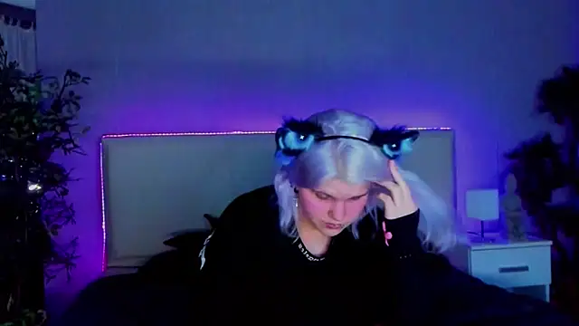 JoannLowe online show from January 2025 02:09:01 AM