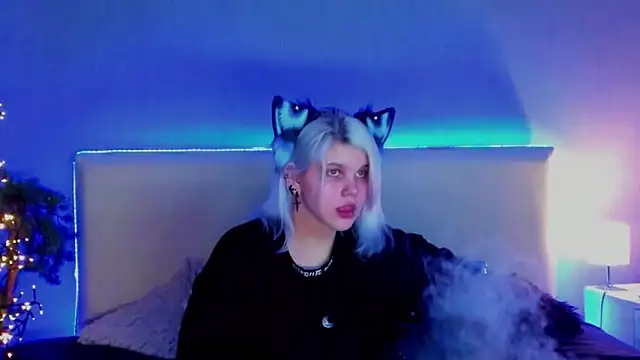 JoannLowe online show from March 2025 07:10:02 PM