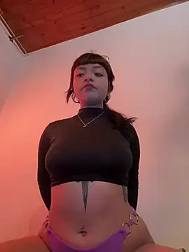 Snapshot of Ashley_Chriss chatting on January 2025 06:24:02 AM Ashley Chriss online show from January 2025 06:24:02 AM